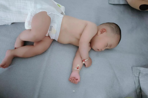 珠海宝宝短发型女